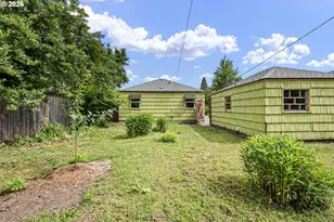 1746 W 9th Pl, Eugene, OR 97402 - Photo 27