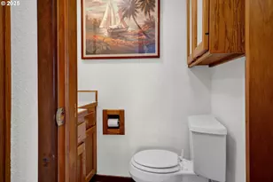 88426 2nd Ave, Florence, OR 97439 - Photo 17