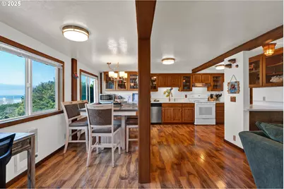 88426 2nd Ave, Florence, OR 97439 - Photo 7