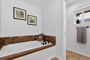 7147 NE Stonewater St, Hillsboro, OR 97124 - Photo 29