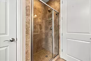 707 N Hayden Island Dr, Portland, OR 97217 - Photo 35