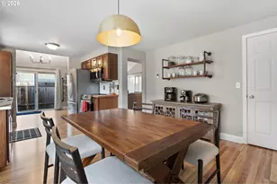 319 NE Hyde Cir, Hillsboro, OR 97124 - Photo 11