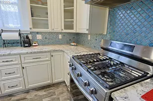 1493 Sherman Ave, North Bend, OR 97459 - Photo 15