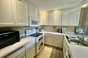 1070 Bay St, Florence, OR 97439 - Photo 7