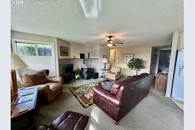 1070 Bay St #22, Florence, OR 97439 - Photo 3