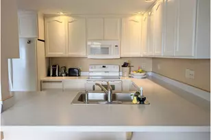 1070 Bay St, Florence, OR 97439 - Photo 13