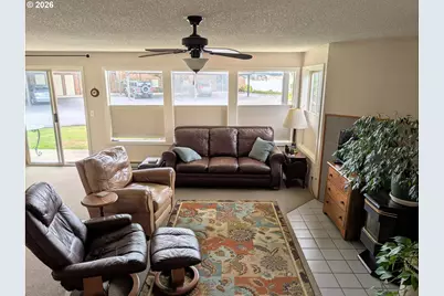 1070 Bay St #22, Florence, OR 97439 - Photo 7