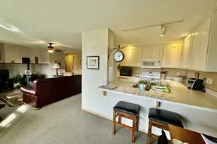 1070 Bay St, Florence, OR 97439 - Photo 9