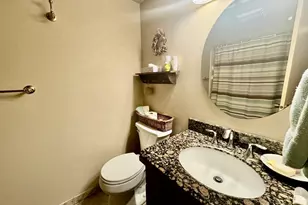 1070 Bay St, Florence, OR 97439 - Photo 13