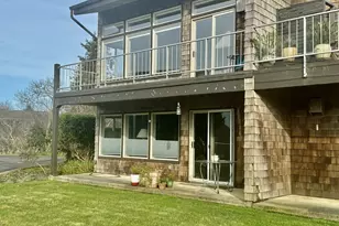 1070 Bay St, Florence, OR 97439 - Photo 19