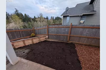 609 NE Megan Dr, Estacada, OR 97023 - Photo 33