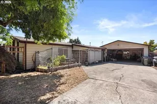 3580 NW Broad St, Roseburg, OR 97471 - Photo 21