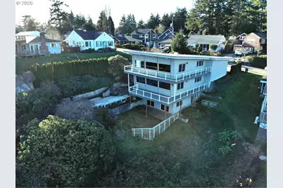 451 Simpson, North Bend, OR 97459 - Photo 1