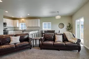 542 E Elm Loop, Gervais, OR 97026 - Photo 5