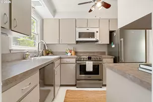6829 NE Broadway, Portland, OR 97213 - Photo 15