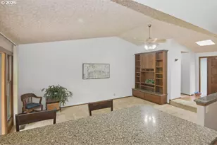 1017 NW 121st St, Vancouver, WA 98685 - Photo 13