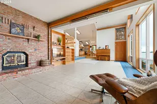 1270 Seagate Ave, Coos Bay, OR 97420 - Photo 27