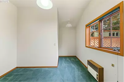 1270 Seagate Ave, Coos Bay, OR 97420 - Photo 41