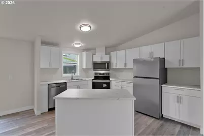 700 N Mill St #112, Creswell, OR 97426 - Photo 7