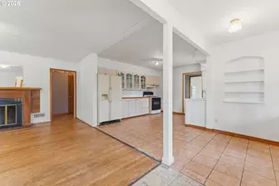 11311 SE Division St, Portland, OR 97266 - Photo 7