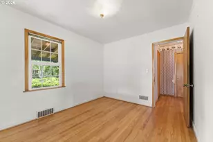 11311 SE Division St, Portland, OR 97266 - Photo 17