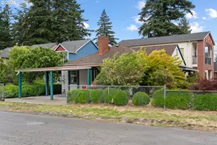 11311 SE Division St, Portland, OR 97266 - Photo 3