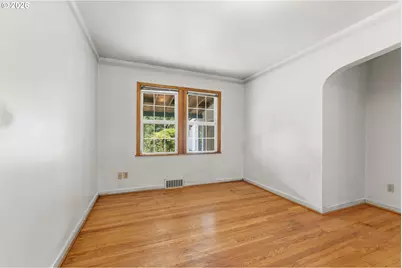 11311 SE Division St, Portland, OR 97266 - Photo 13