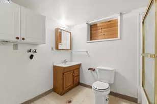 11311 SE Division St, Portland, OR 97266 - Photo 33