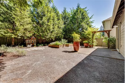 13389 SW Shakespeare St, Portland, OR 97224 - Photo 39