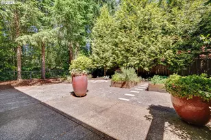 13389 SW Shakespeare St, Portland, OR 97224 - Photo 41