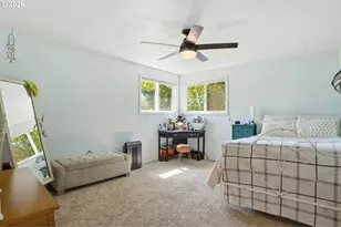 84124 Hilltop Dr, Pleasant Hill, OR 97455 - Photo 27