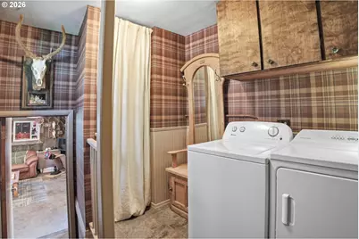 84124 Hilltop Dr, Pleasant Hill, OR 97455 - Photo 31