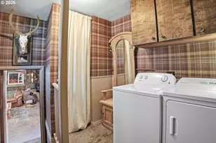 84124 Hilltop Dr, Pleasant Hill, OR 97455 - Photo 31