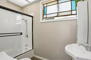 84124 Hilltop Dr, Pleasant Hill, OR 97455 - Photo 23