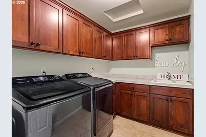 179 SE 46th Dr, Gresham, OR 97080 - Photo 23