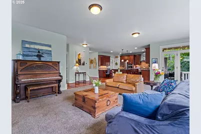 179 SE 46th Dr, Gresham, OR 97080 - Photo 13