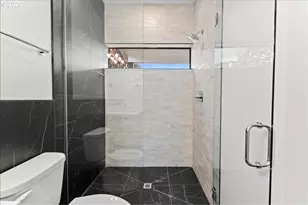 7888 SE 70th Ave, Portland, OR 97206 - Photo 31