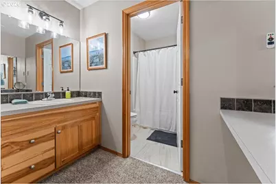 3121 N Knoll Dr, Newberg, OR 97132 - Photo 39