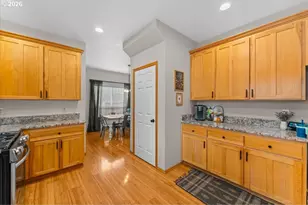 3121 N Knoll Dr, Newberg, OR 97132 - Photo 11