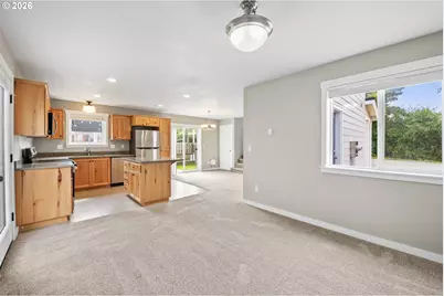 1394 10th Ave, Seaside, OR 97138 - Photo 9