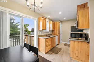 1394 10th Ave, Seaside, OR 97138 - Photo 27