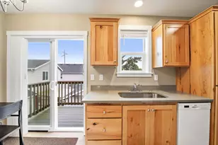 1394 10th Ave, Seaside, OR 97138 - Photo 29