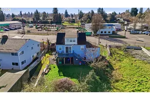 3637 NE Columbia Blvd, Portland, OR 97211 - Photo 5