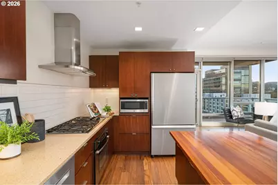 836 S Curry St #1508, Portland, OR 97239 - Photo 17