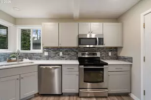 375 SW 131st Ave, Beaverton, OR 97005 - Photo 11