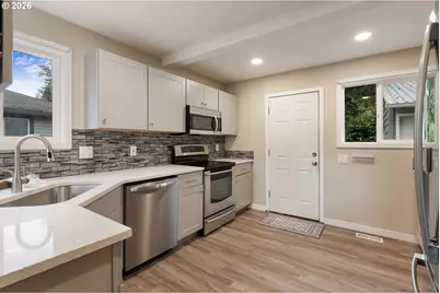 375 SW 131st Ave, Beaverton, OR 97005 - Photo 9