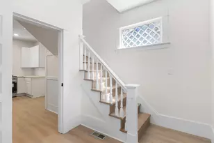 2822 SE 29th Ave, Portland, OR 97202 - Photo 3
