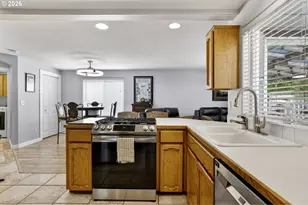 12276 SE Mountain Sun Dr, Clackamas, OR 97015 - Photo 13