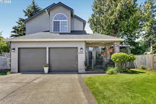 12276 SE Mountain Sun Dr, Clackamas, OR 97015 - Photo 3