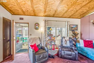 1199 N Terry St, Eugene, OR 97402 - Photo 11